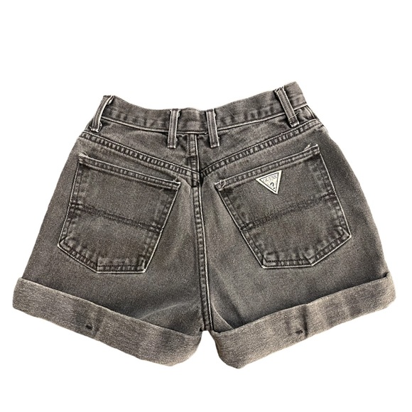 Guess vintage shorts size 2 - Picture 2 of 4